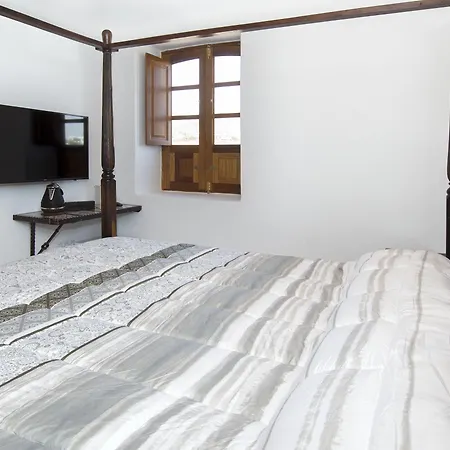 Isolina Boutique - Adults Recommended Hotel Mácher