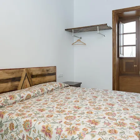 Isolina Boutique - Adults Recommended 4* Mácher