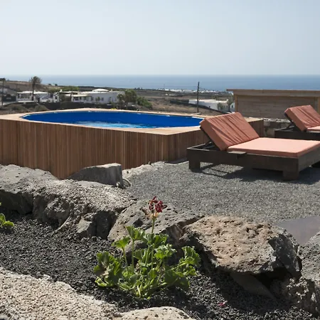 Isolina Boutique - Adults Recommended 4* Mácher