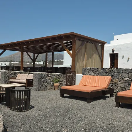 Isolina Boutique - Adults Recommended 4* Mácher