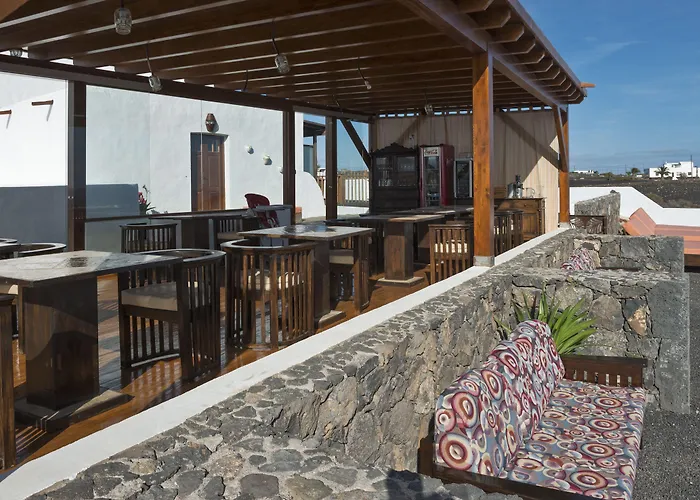 Isolina Boutique - Adults Recommended