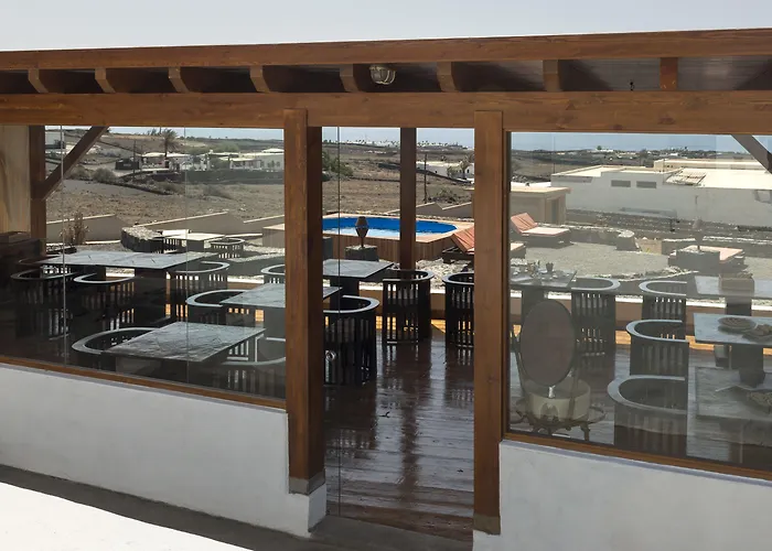 Isolina Boutique - Adults Recommended