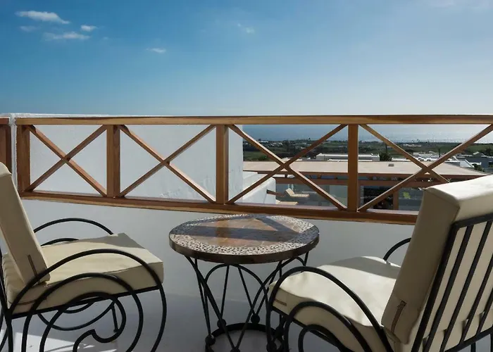 Isolina Boutique - Adults Recommended