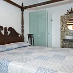 Isolina Boutique - Adults Recommended 4* Mácher