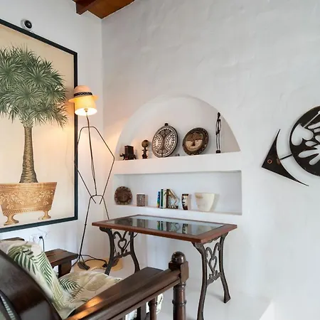 Isolina Boutique - Adults Recommended Macher