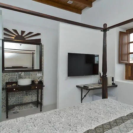 Isolina Boutique - Adults Recommended Szálloda 4*