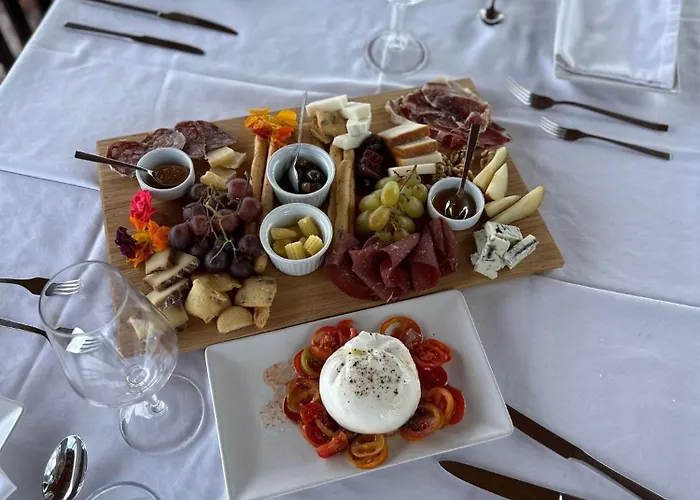 Isolina Boutique - Adults Recommended Hotel Mácher