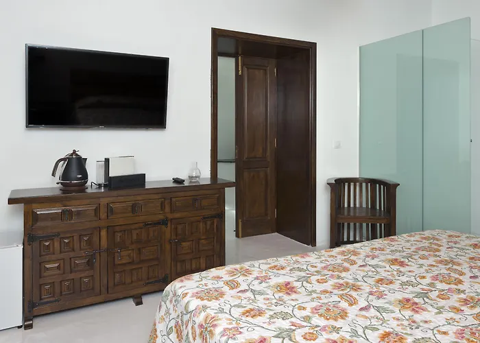 Isolina Boutique - Adults Recommended Mácher