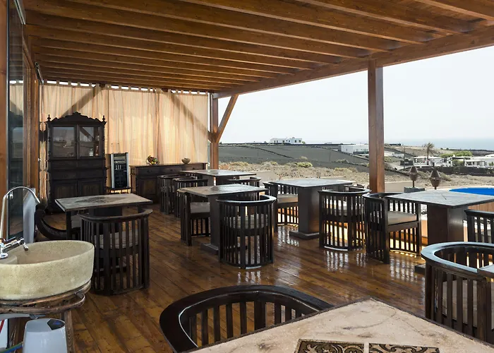 Isolina Boutique - Adults Recommended Mácher