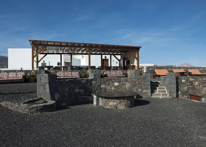 Isolina Boutique - Adults Recommended 4* Mácher