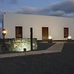 Isolina Boutique - Adults Recommended Otel
