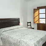Isolina Boutique - Adults Recommended 4*