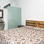 Isolina Boutique - Adults Recommended Otel 4*
