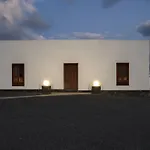 Isolina Boutique - Adults Recommended 4*